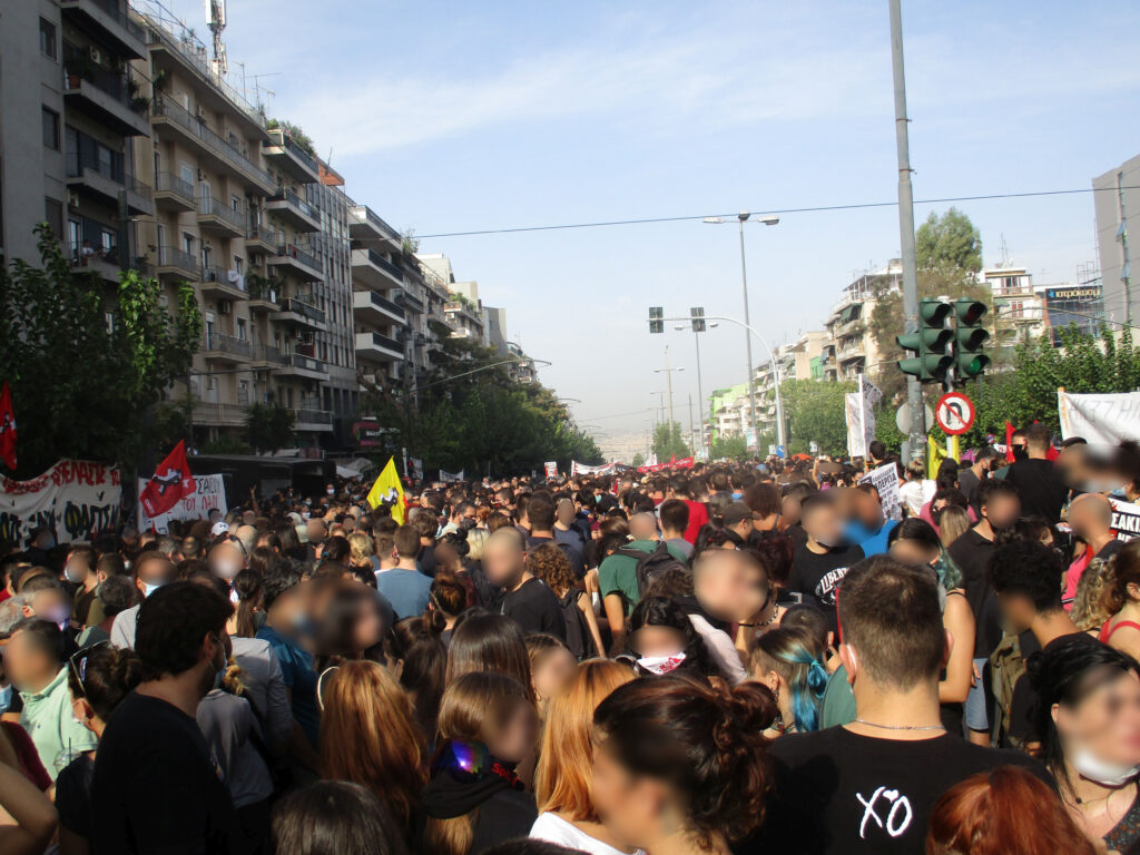 Φωτορεπορτάζ από τη μεγαλειώδη αντιφασιστική συγκέντρωση στην Αθήνα