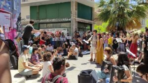 ΚΕΝΟ ΔΙΚΤΥΟ- Ένα βήμα πίσω, ένα άλμα ΕΜΠΡΟΣ. Ανακοίνωση της συλλογικότητας ΚΕΝΟ ΔΙΚΤΥΟ για την ανακατάληψη του ελεύθερου θεάτρου ΕΜΠΡΟΣ[...]