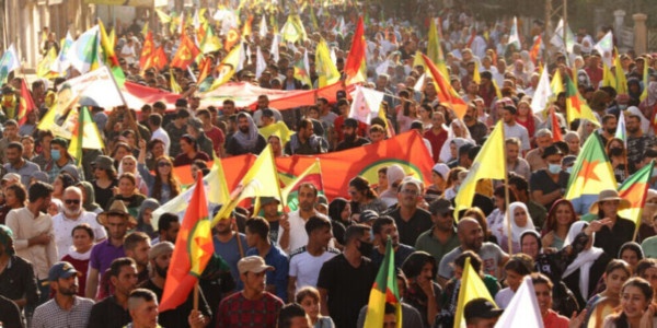 Η Αυτόνομη Διοίκηση της Βόρειας και Ανατολικής Συρίας απαιτεί αναγνώριση από τον ΟΗΕ
