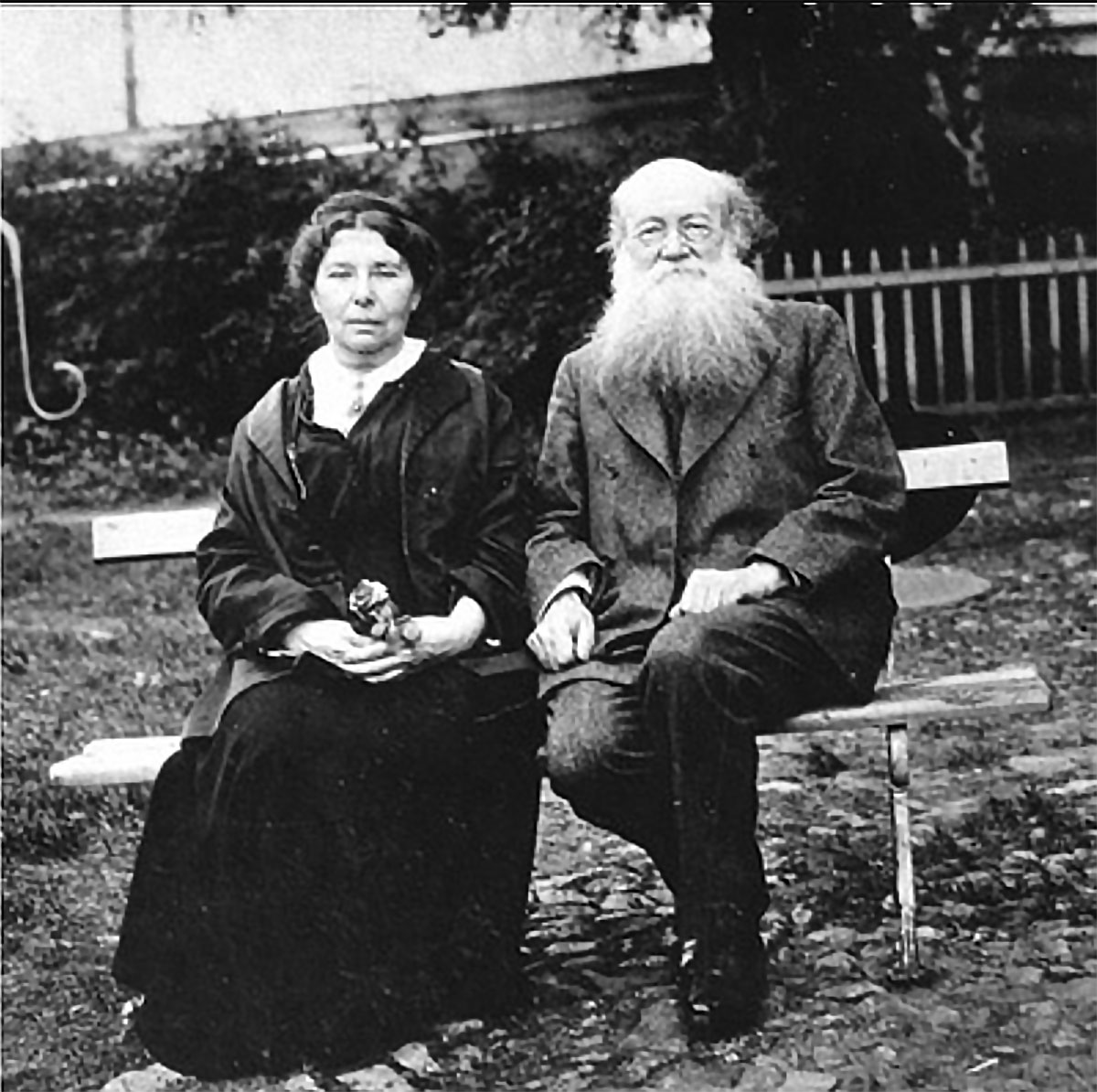 Για την Sophia Kropotkin