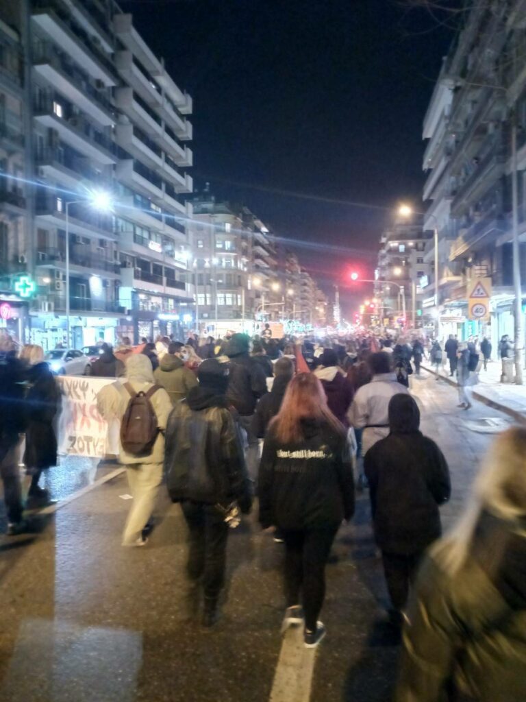 2000 "ως εδώ" στη Θεσσαλονίκη ενάντια στην κουλτούρα του βιασμού και την έμφυλη βία [VIDEO]