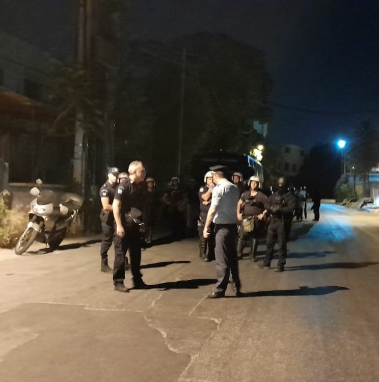 ελαιώνας Bίαιη αστυνομική επιχείρηση στο camp του Ελαιώνα