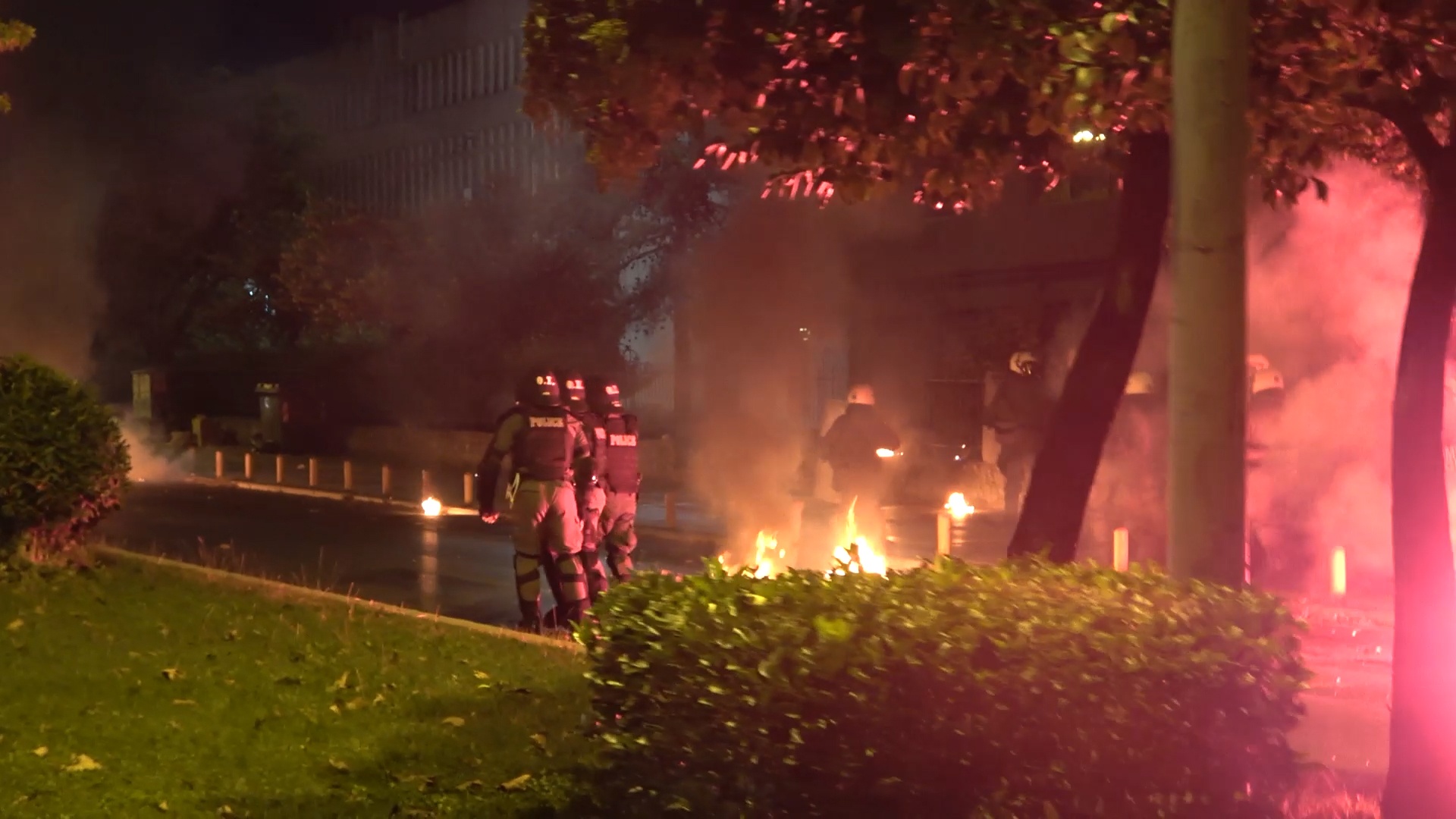 Τί συνέβη μετά τη συναυλία του Λεξ στη Θεσσαλονίκη; [VIDEO]