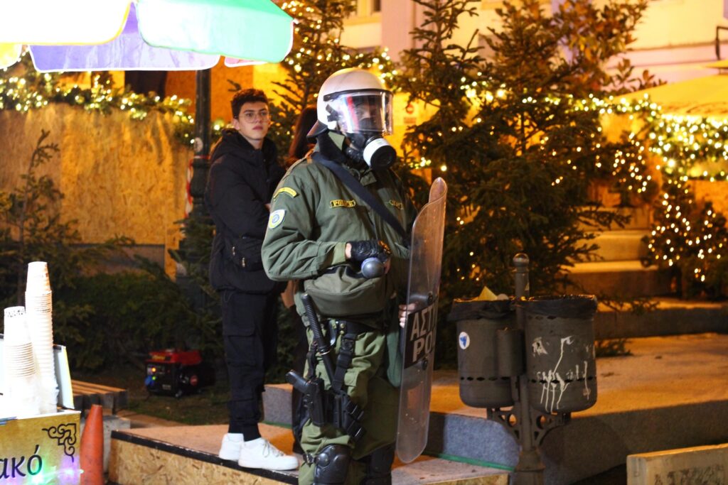 Πορεία οργής στη Θεσσαλονίκη για τη δολοφονία του 16χρονου Ρομά Κώστα 'Κάλο' Φραγκούλη