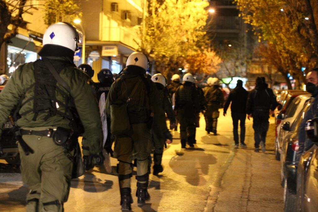 Πορεία οργής στη Θεσσαλονίκη για τη δολοφονία του 16χρονου Ρομά Κώστα 'Κάλο' Φραγκούλη