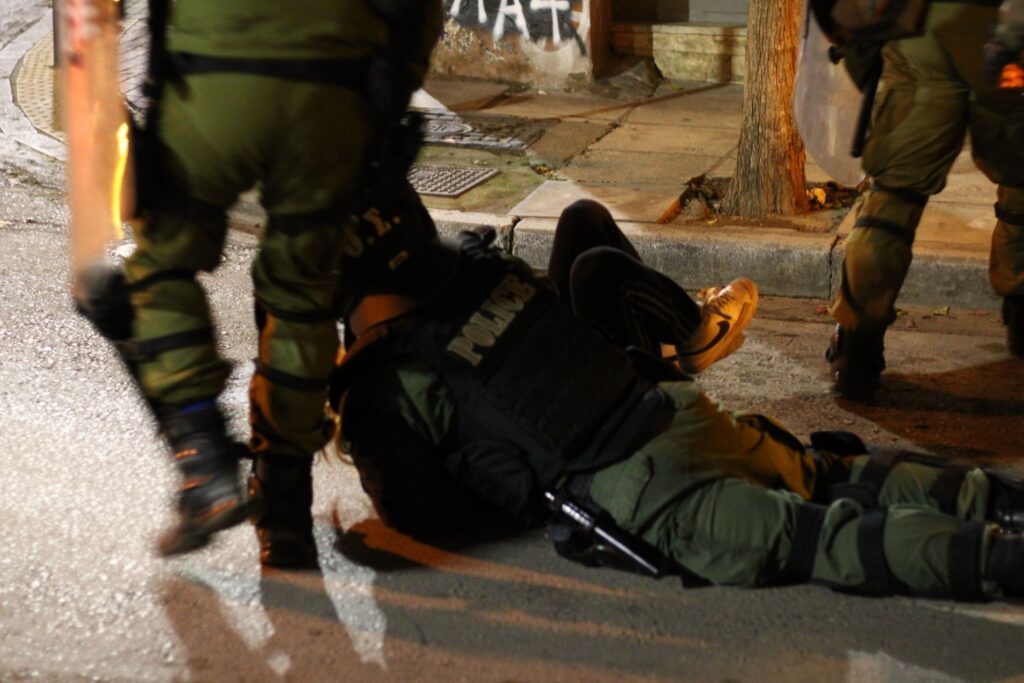 Πορεία οργής στη Θεσσαλονίκη για τη δολοφονία του 16χρονου Ρομά Κώστα 'Κάλο' Φραγκούλη