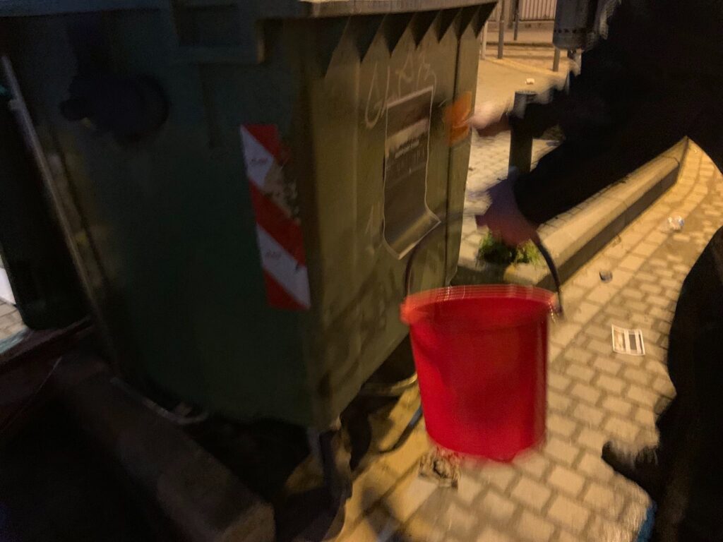 Αντιφασιστική περιπολία στον Βαρδάρη