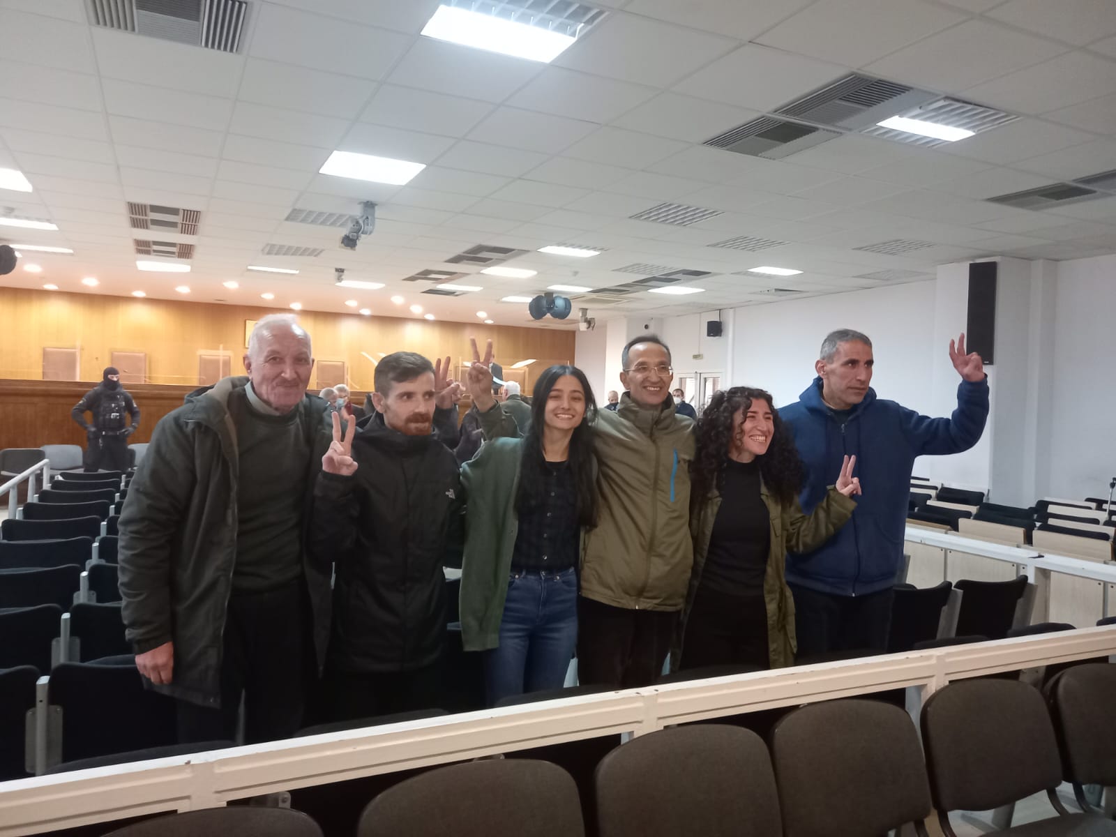 Ανακοίνωση για τη νίκη της Αντίστασης της απεργίας πείνας των 11 αγωνιστών από την Τουρκία. ΚΕΡΔΙΣΑΜΕ ΤΗ ΝΙΚΗ ΜΕ ΤΗΝ ΙΣΤΟΡΙΑ, ΤΙΣ ΠΑΡΑΔΟΣΕΙΣ