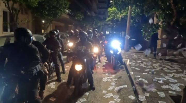Ρουβίκωνας: Μοτοπορεία στο σπίτι του Νίκου Παπαθανάση