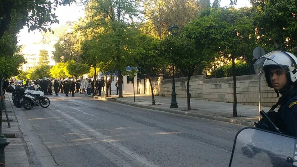 Ρουβίκωνας: Παρέμβαση για τη 12χρονη