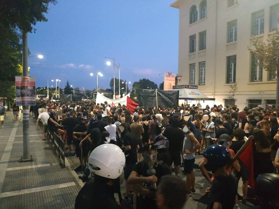 Πορεία για το Helexpo Thessaloniki Forum: κι όμως είμαστε ακόμη εδώ [VIDEO]