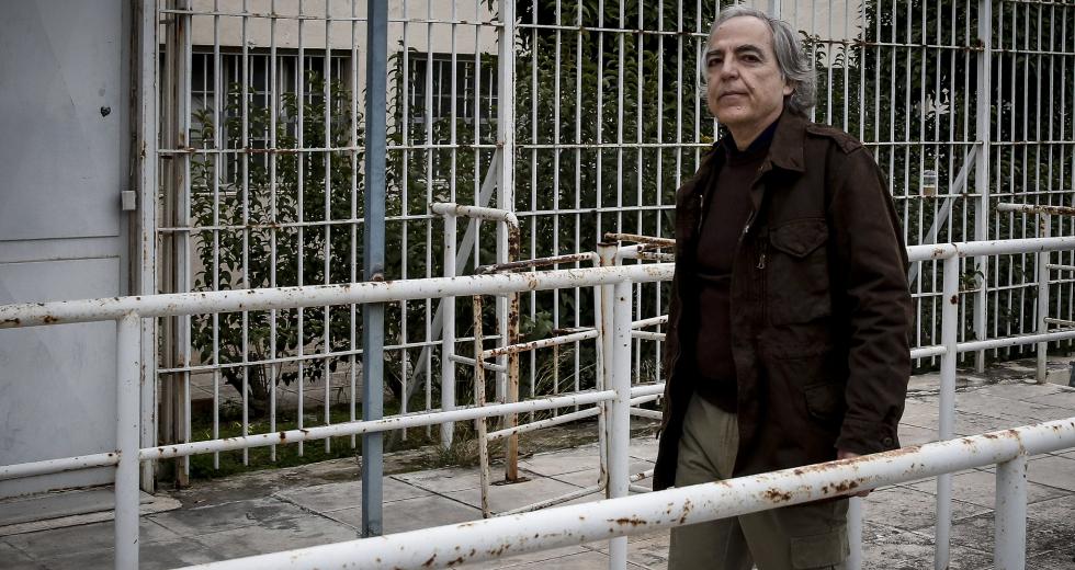 ΕΚΤΑΚΤΟ Αφαίρεση του ορού από τον Κουφοντίνα