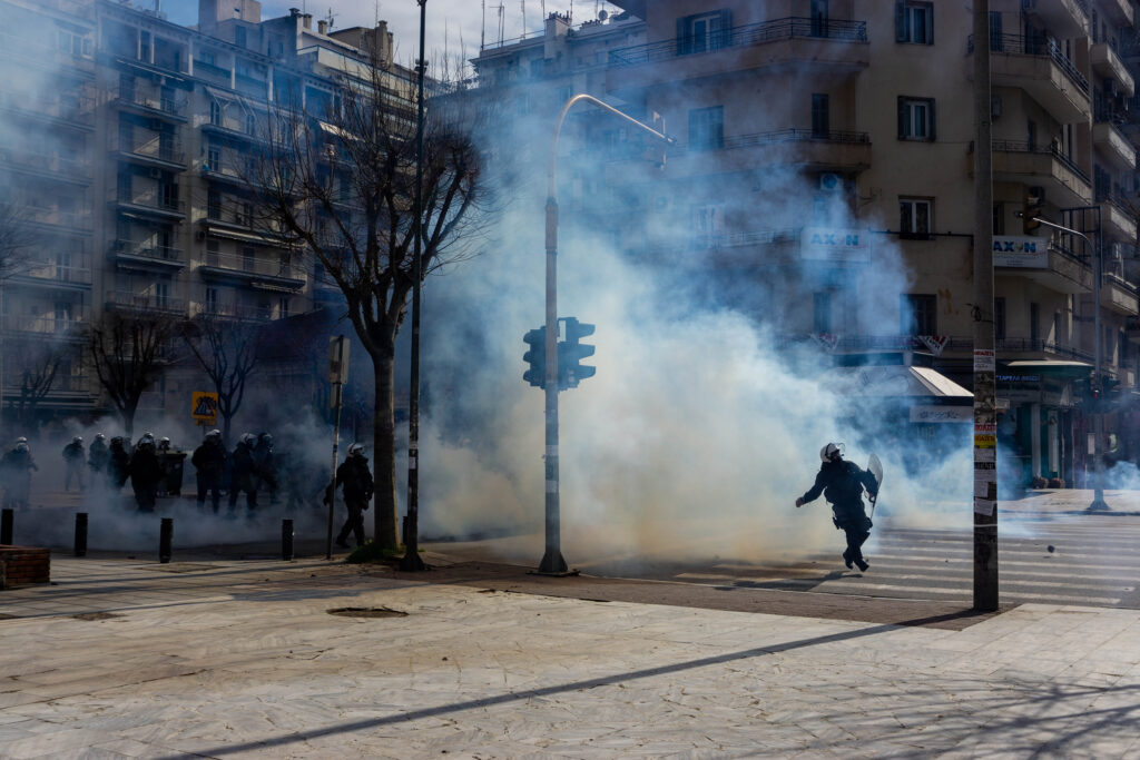 Νέες φωτογραφίες από την πορεία & τις συγκρούσεις στη Θεσσαλονίκη στις 11-3-2021
