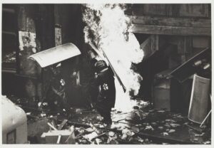 Δυνάμεις καταστολής στο πανεπιστήμιο του Hongo