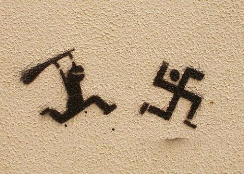 Η σύντομη πορεία/παρέμβαση που πραγματοποιήσαμε στις 5/3 το απόγευμα στα κρυφά (όπως ήλπιζαν) και σχεδόν πάντα ερμητικά κλειστά γραφεία [...]