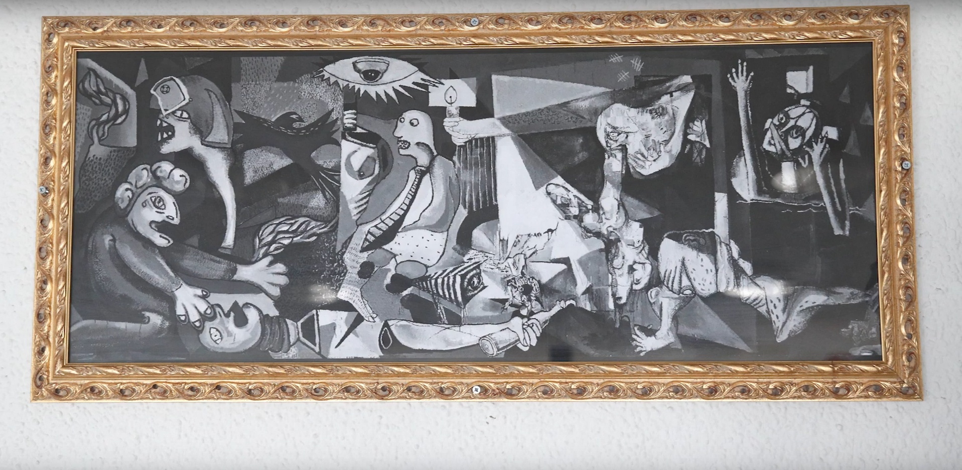 guernica Η Γκουέρνικα ξανά στην πρυτανεία του ΑΠΘ