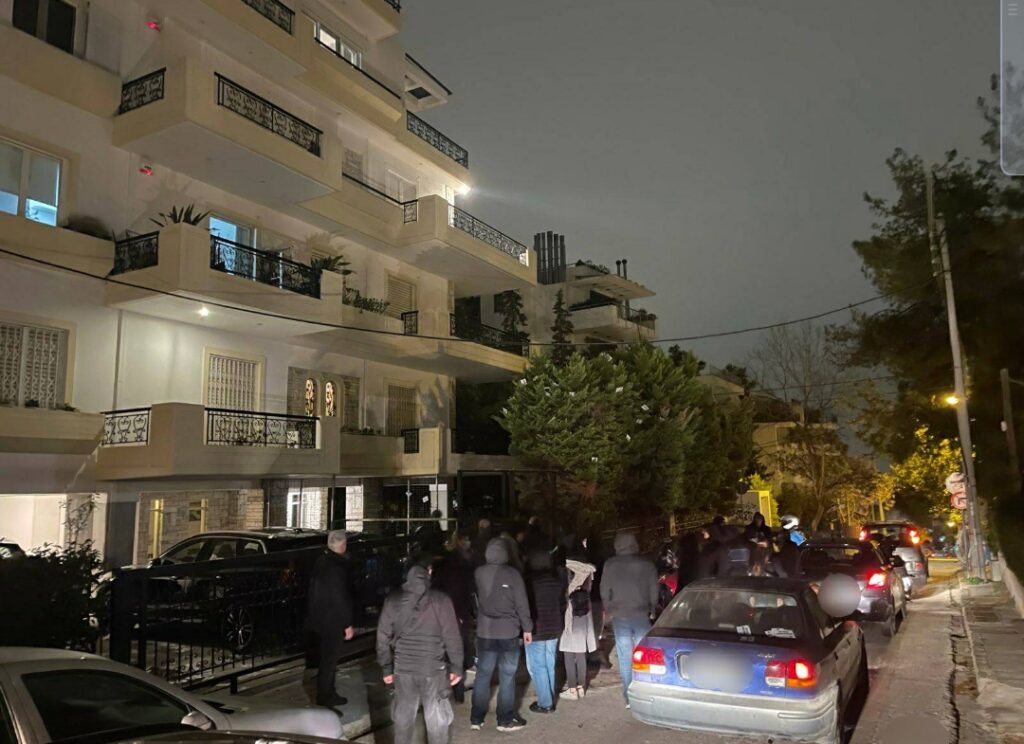 Ρουβίκωνας: Παρέμβαση στο σπίτι του Χρήστου 