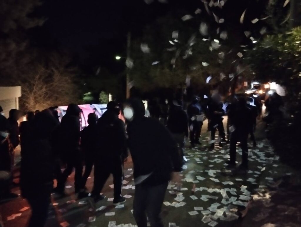 Ρουβίκωνας: Συγκεντρώσεις έξω από σπίτια διευθυνόντων
