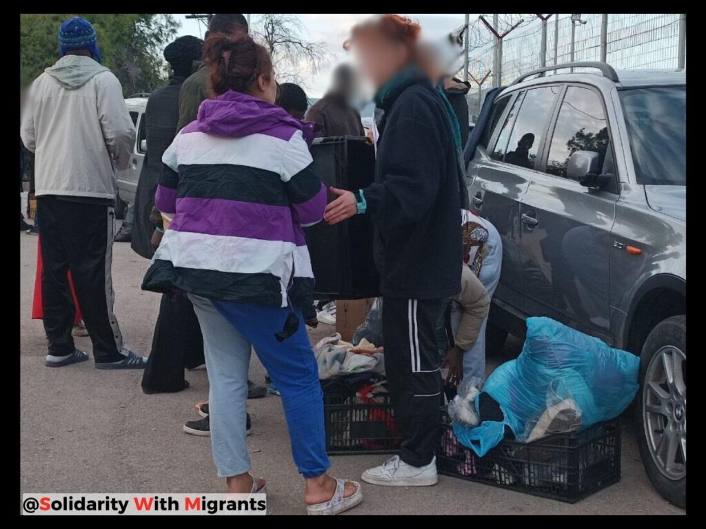 Επίσκεψη στρατοπέδου προσφύγων Ριτσώνας μετά τη πυρκαγιά
