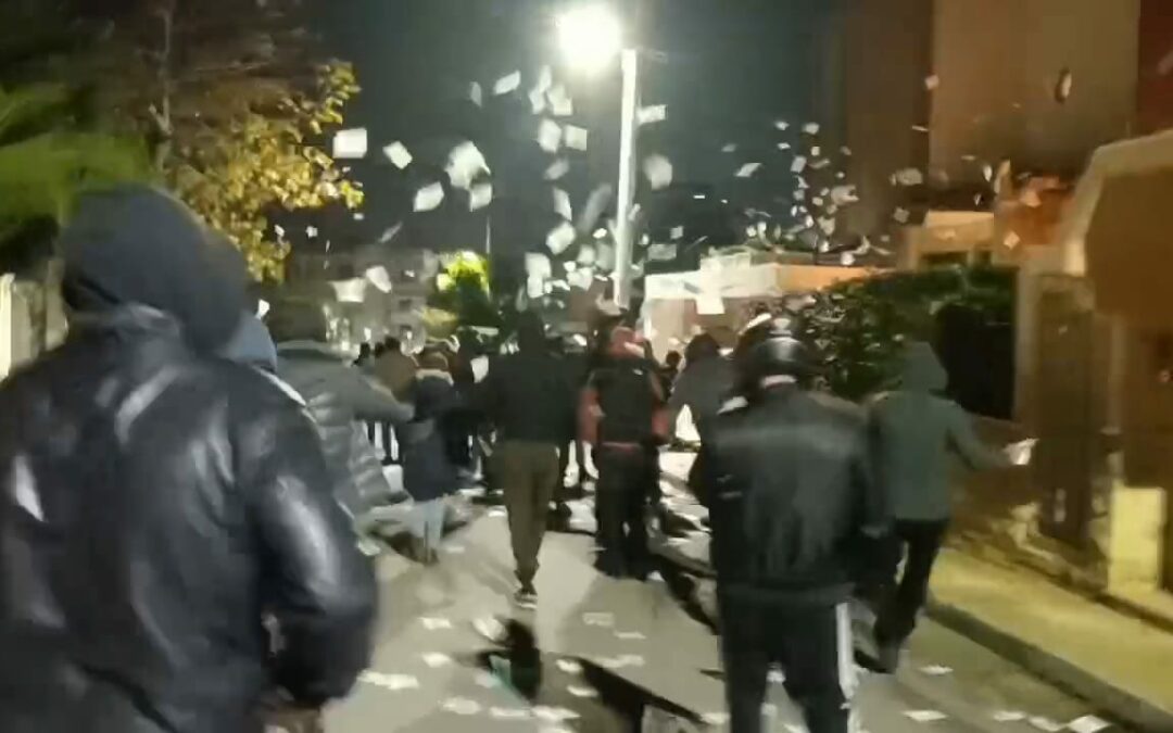 Ρουβίκωνας: Παρέμβαση στο σπίτι του Κώστα Καραγιωργάκη