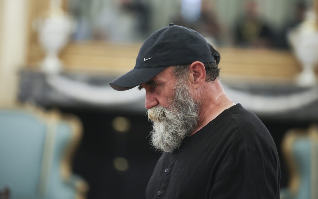 Πίσω από την ηθική απαξίωση της αλληλεγγύης κρύβεται μια συντονισμένη επίθεση στα κινήματα