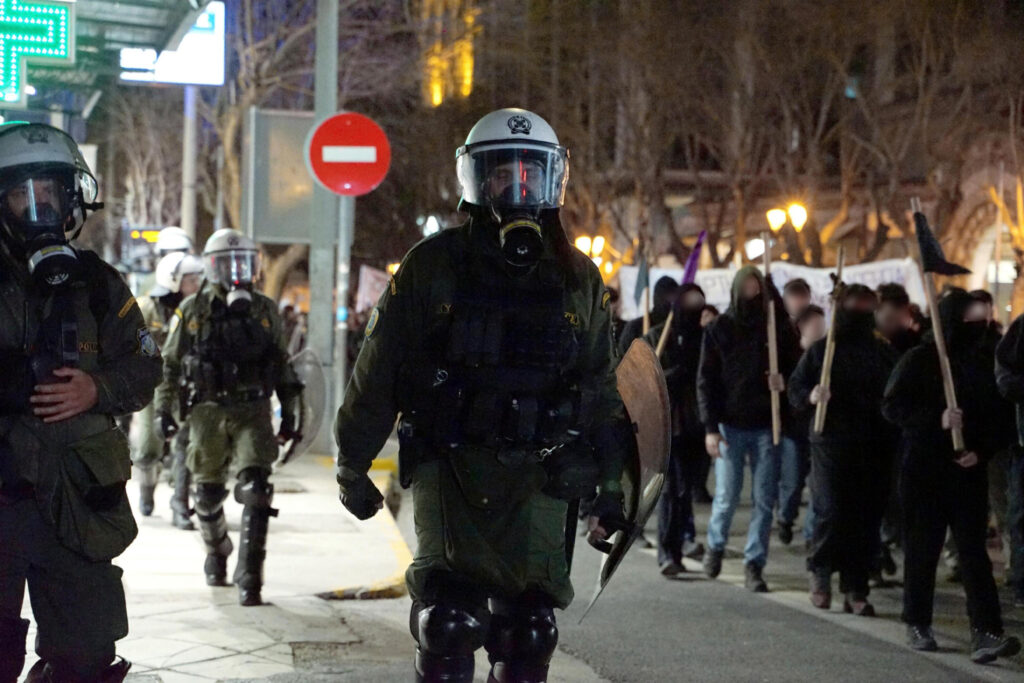 Μαζική φεμινιστική πορεία για τη Μέρα της Γυναίκας στη Θεσσαλονίκη