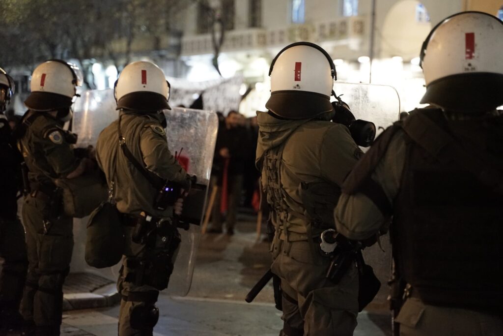 Η αστυνομία προσπάθησε να στήσει σκηνικό επεισοδίων στην αντικατασταλτική πορεία της 17ης Δεκέμβρη στη Θεσσαλονίκη [VIDEO & φωτορεπορτάζ]