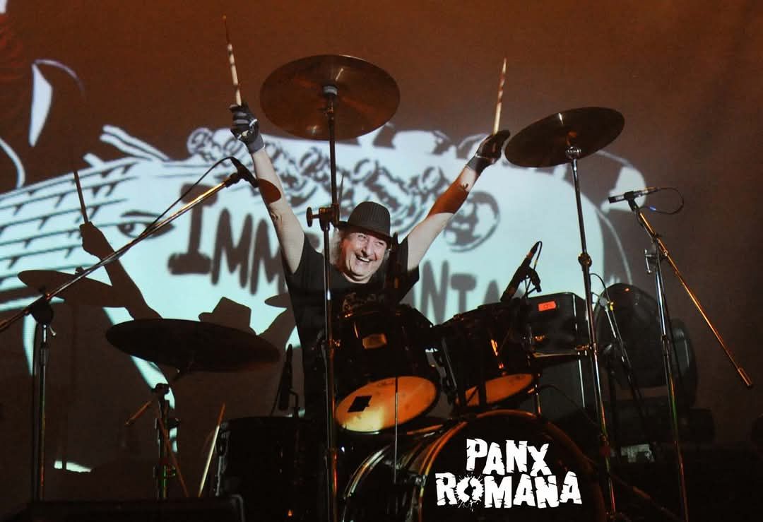 Πέθανε ο ντράμερ των Panx Romana
