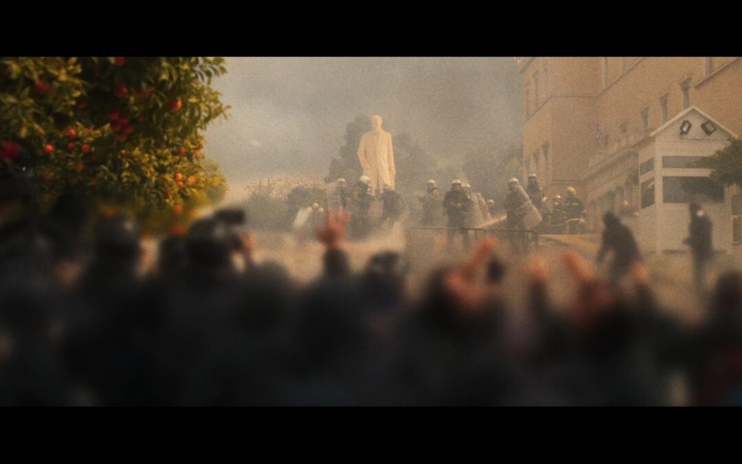 Athens ablaze: From mourning to a massive riot, in the biggest protest ever recorded in Greece (Videos)