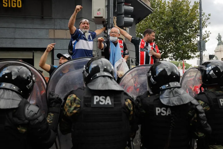 Οι Εξεγερμένοι Συνταξιούχοι της Αργεντινής
