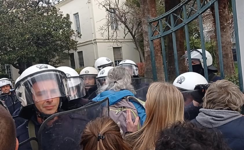 Η αλήθεια δεν αποβάλλεται