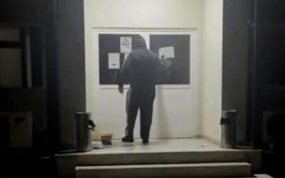 Επίθεση του Ρουβίκωνα στα γραφεία του ΟΠΕΚΕΠΕ στη Λάρισα [VIDEO]