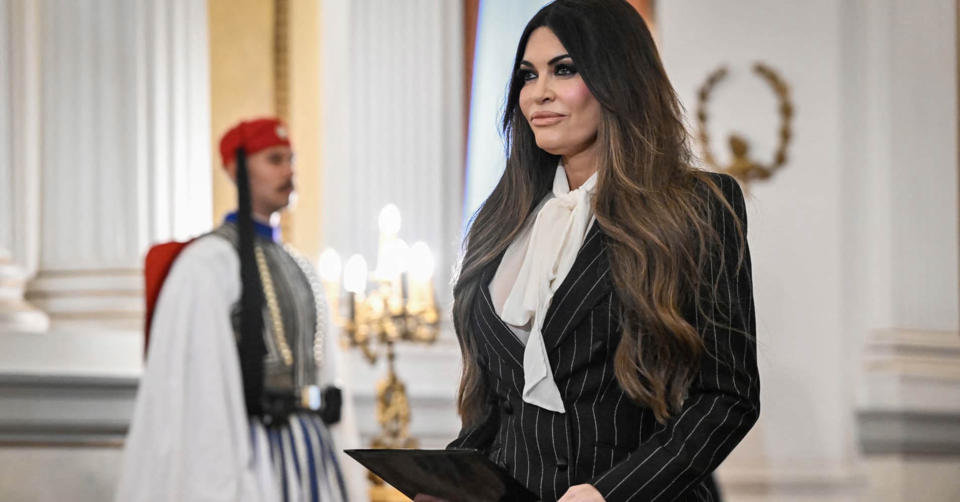 kimberly Οι «Φιλέλληνες» του δολαρίου